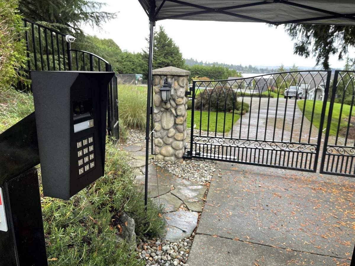Lake Stevens gate